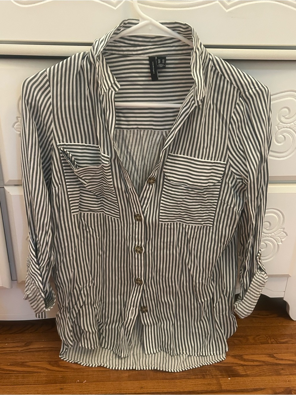 Vero Moda Green and White Striped Button-Down Shirt